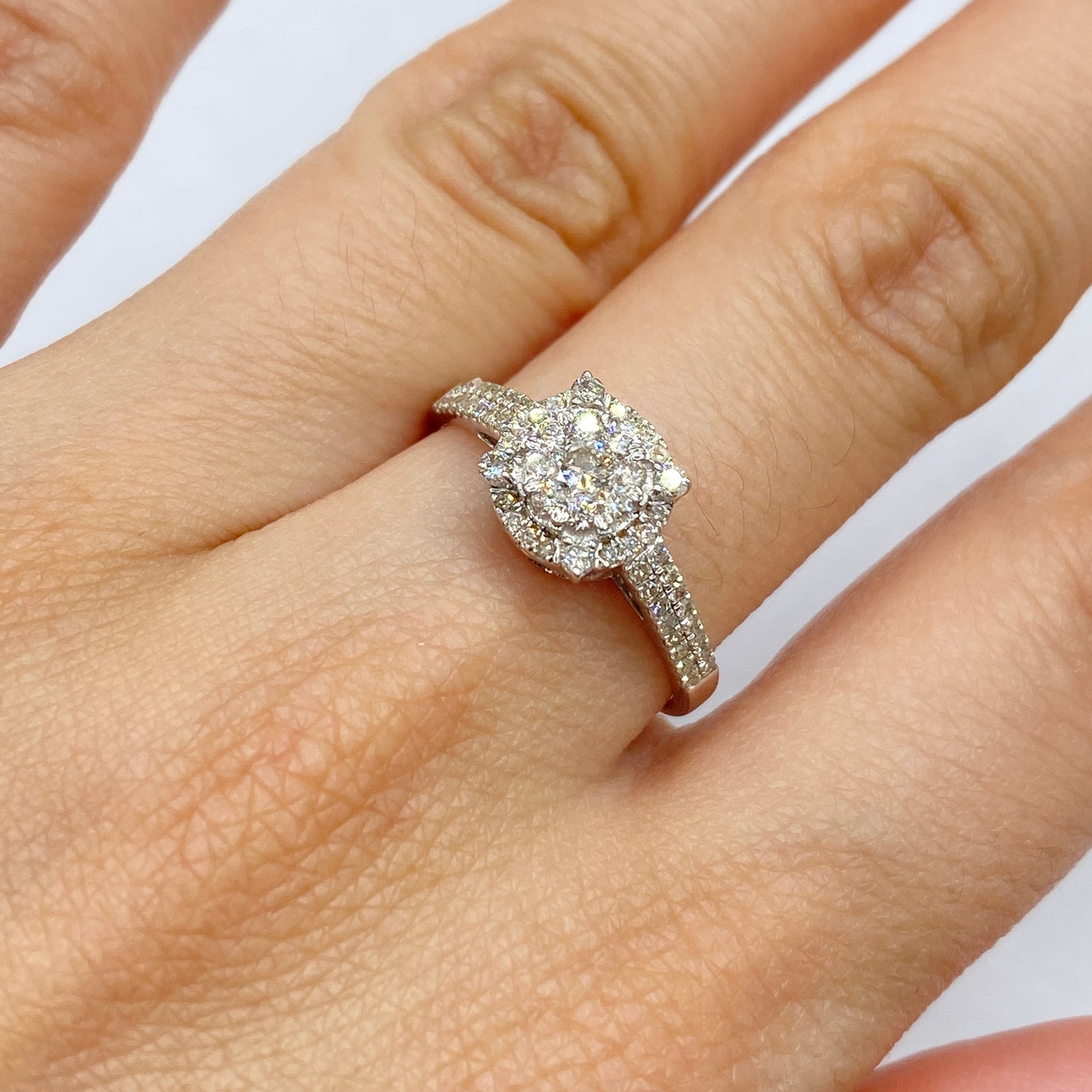 14K Brilliant Circle Diamond Engagement Ring