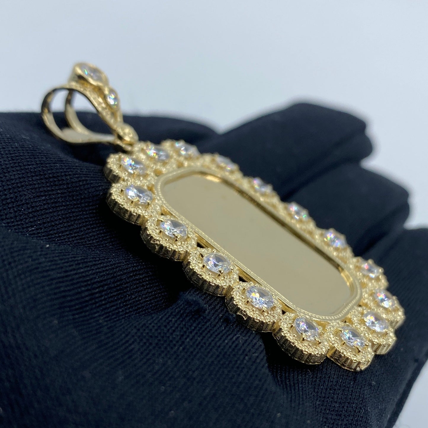 14K Rounded Rectangle Flower Picture Photo Pendant