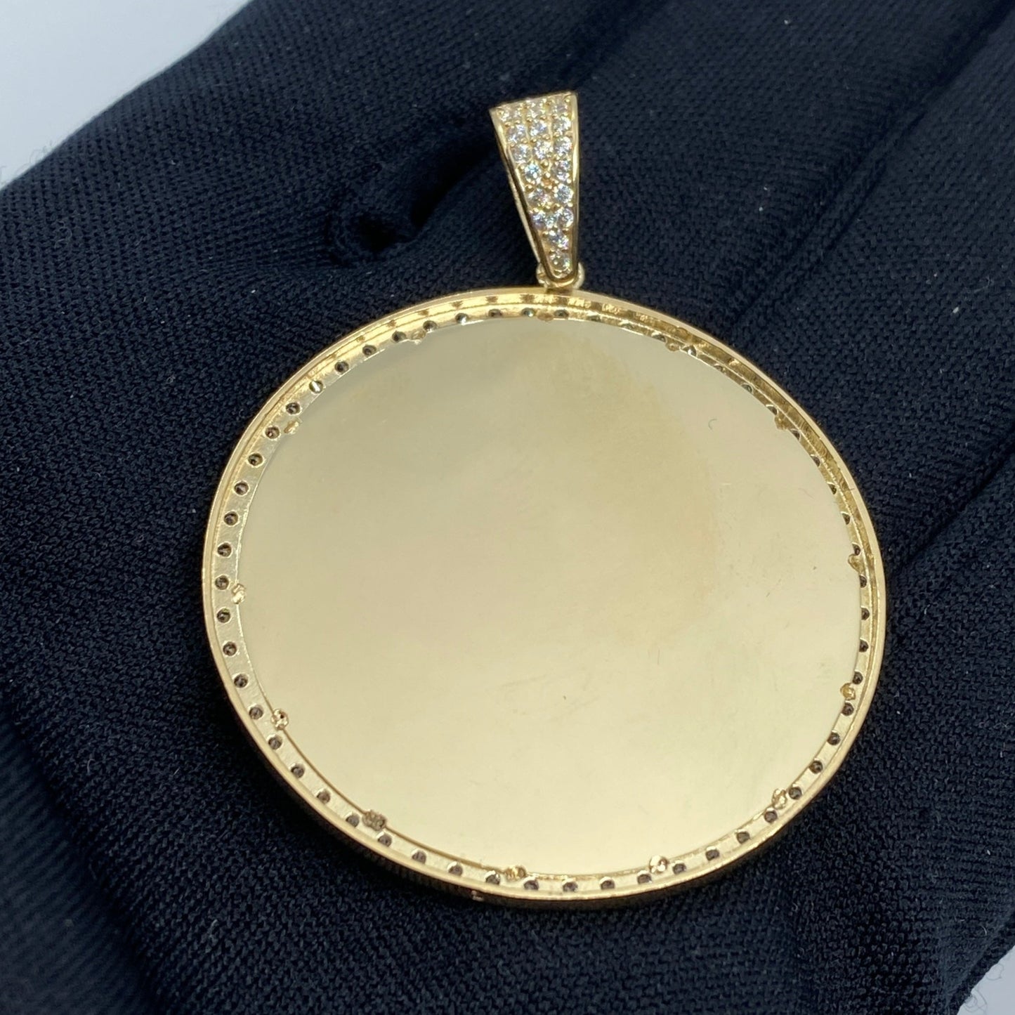 14K Circle Picture Photo Pendant