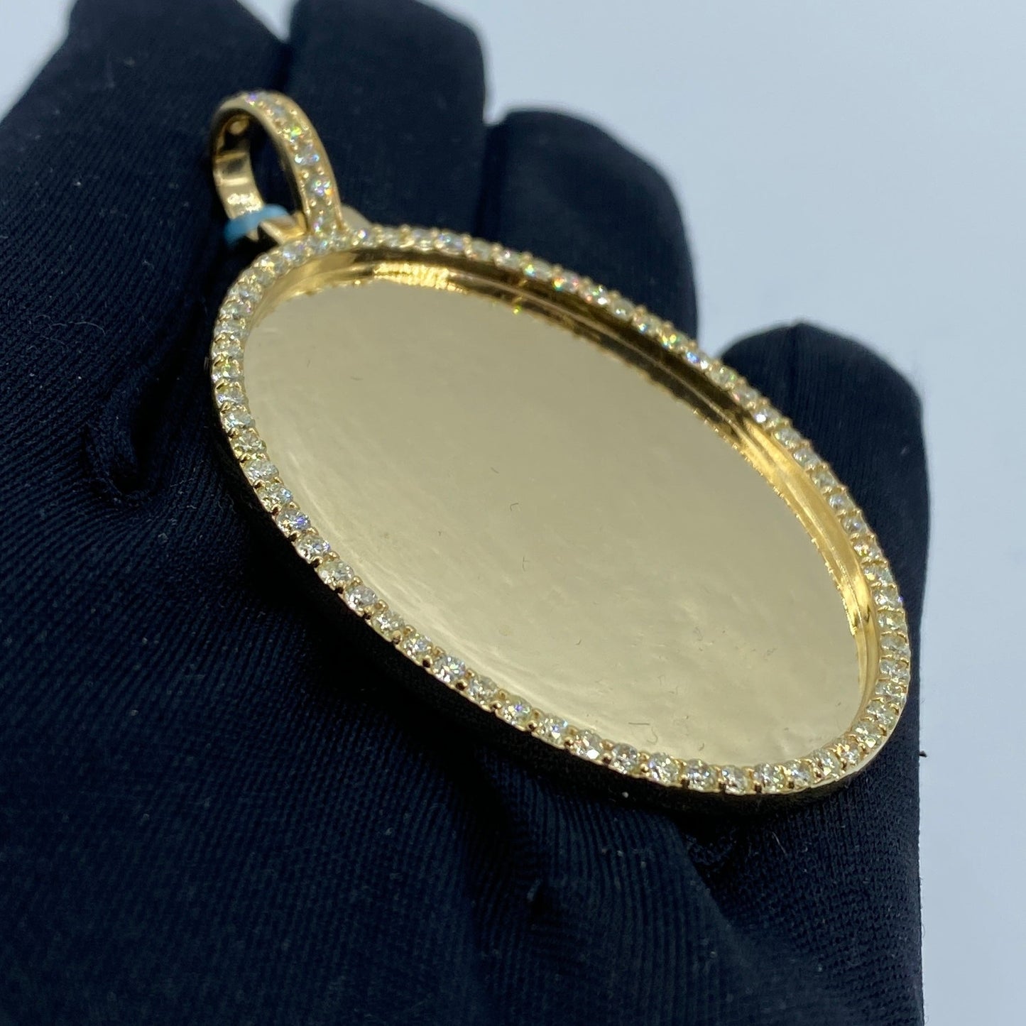 14K Oval Diamond Picture Photo Pendant