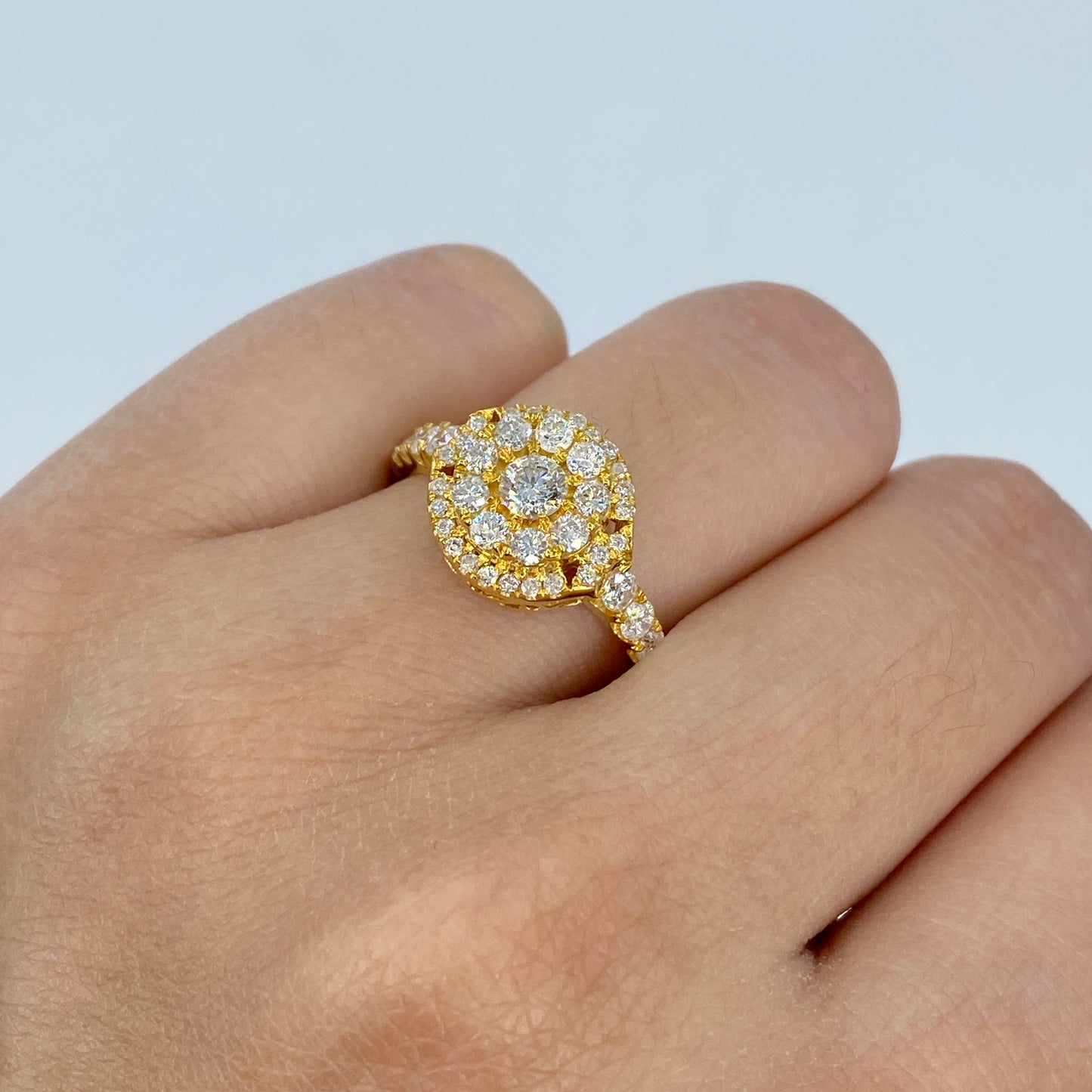 14K Sienna Halo Circle Diamond Engagement Ring