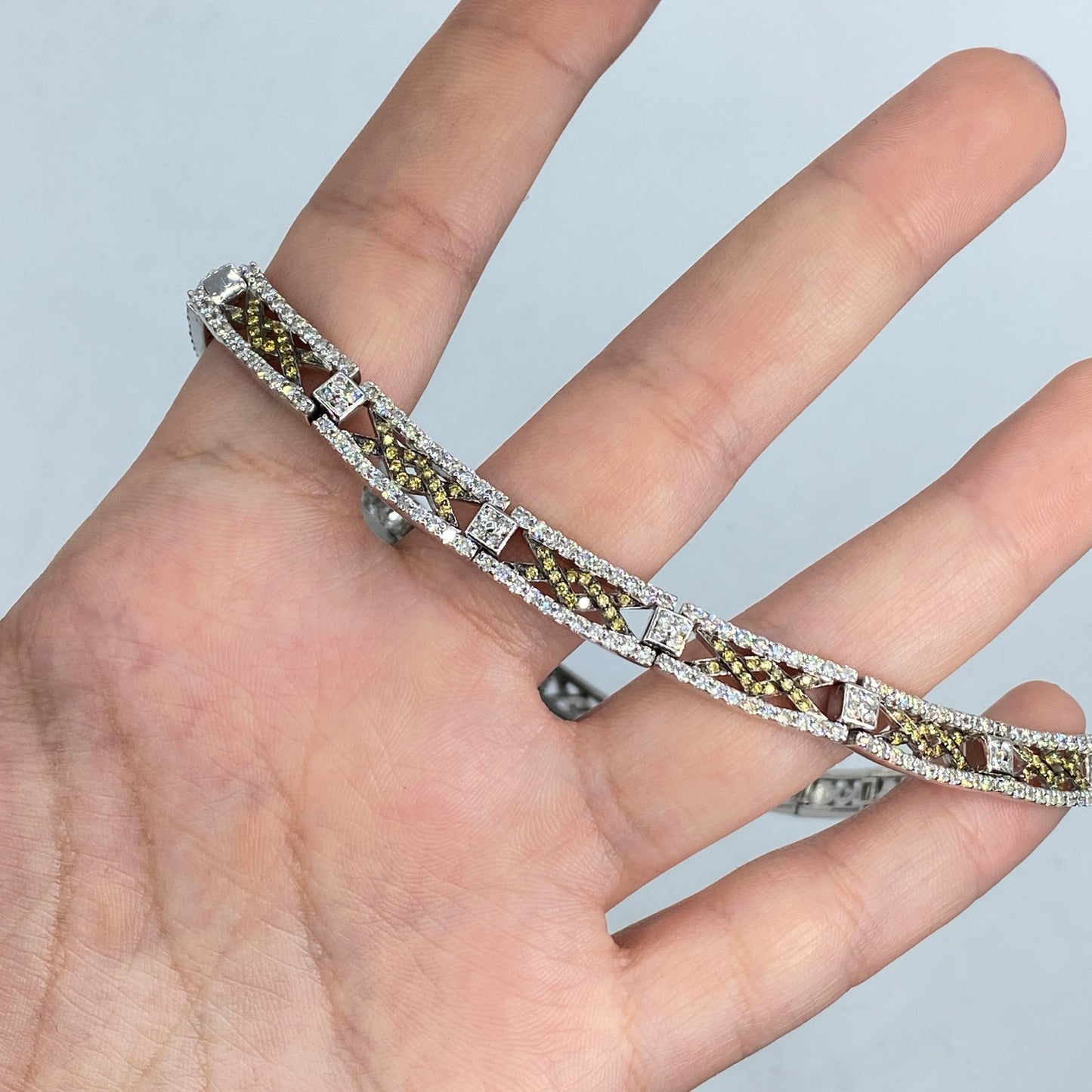 18K Knot Diamond Necklace