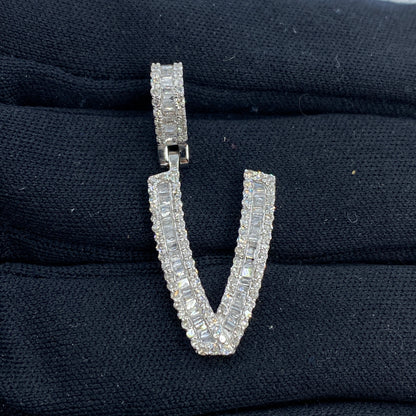 14K Initial V Diamond Baguette Pendant
