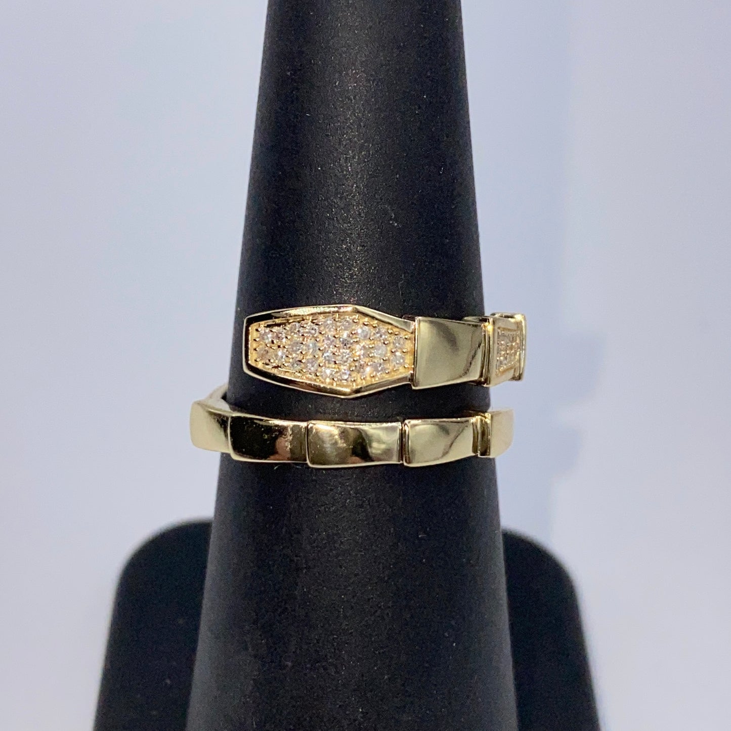 14K Serpent Diamond Ring