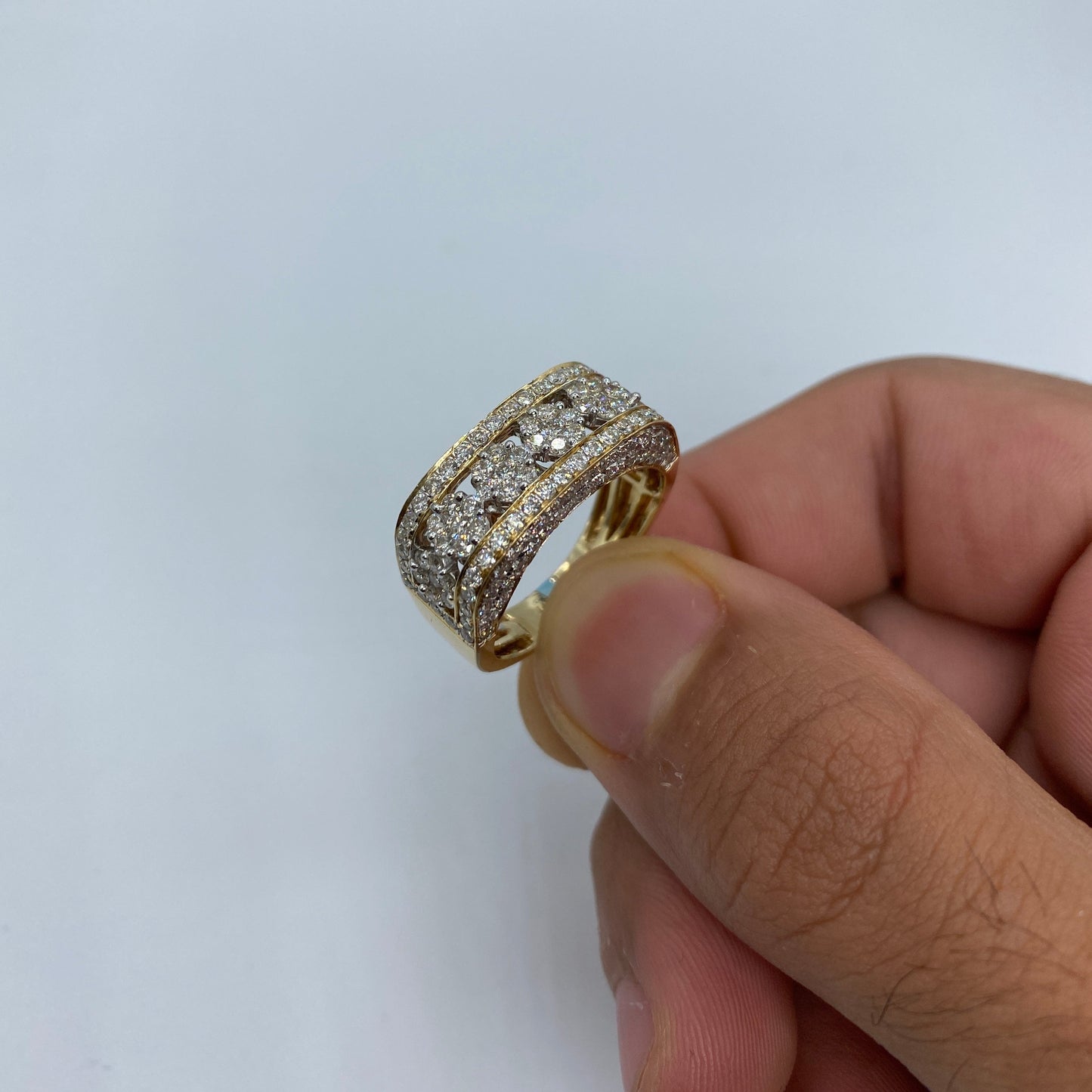 14K Rectangle Flowers Diamond Ring