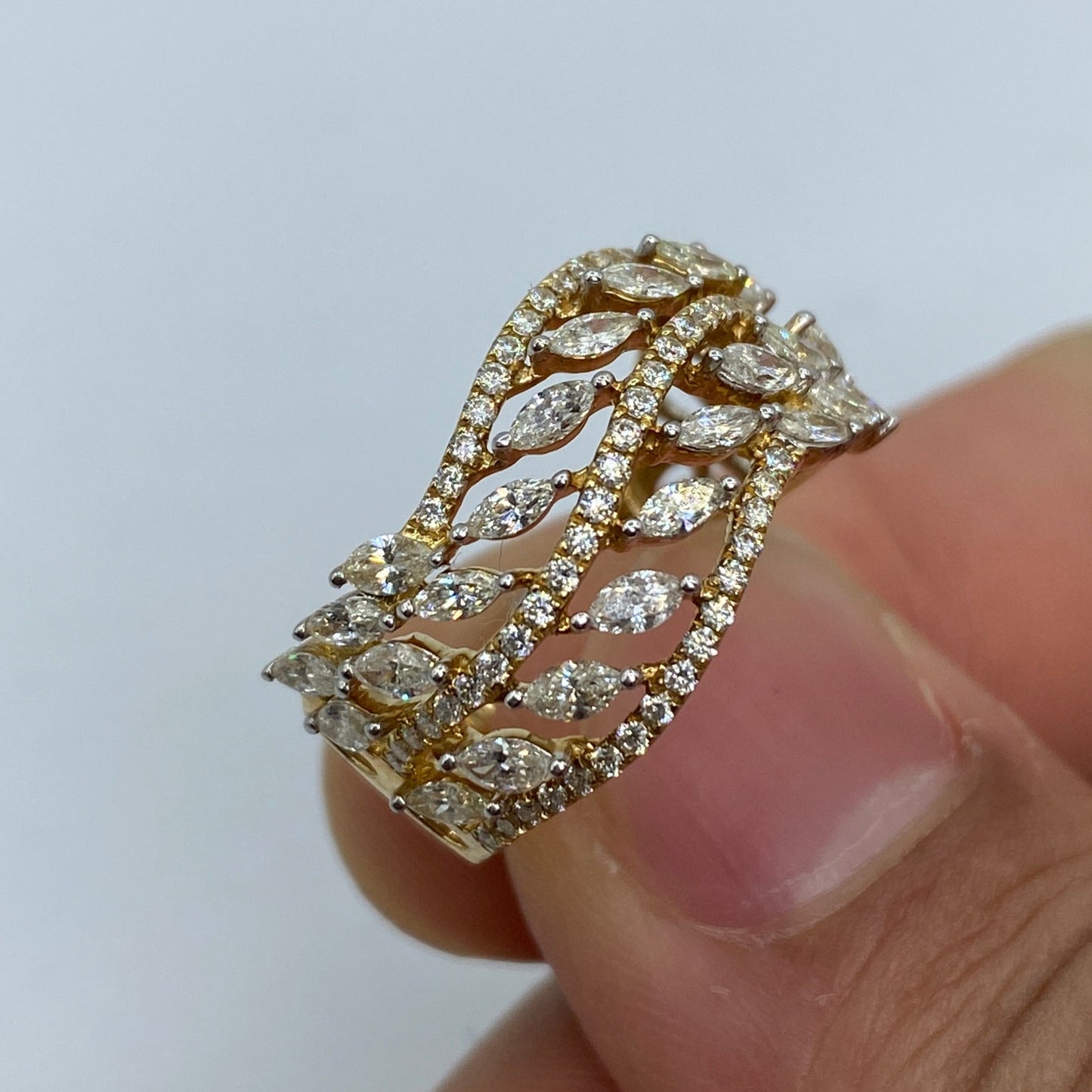 14K Leaf Wraith Diamond Ring