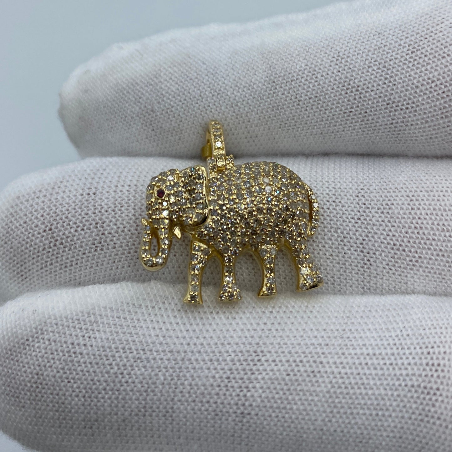 10K Elephant Diamond Pendant