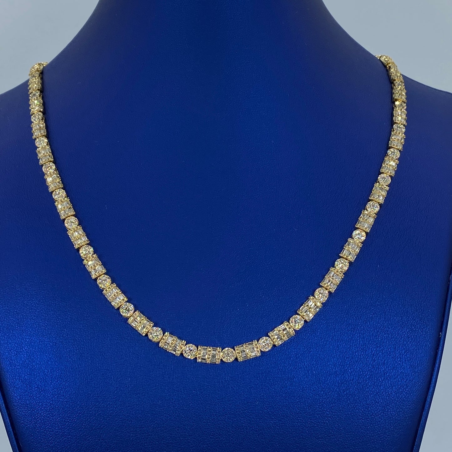 10K 5.4MM Circle and Rectangle Diamond Baguette Link Chain 20-22"