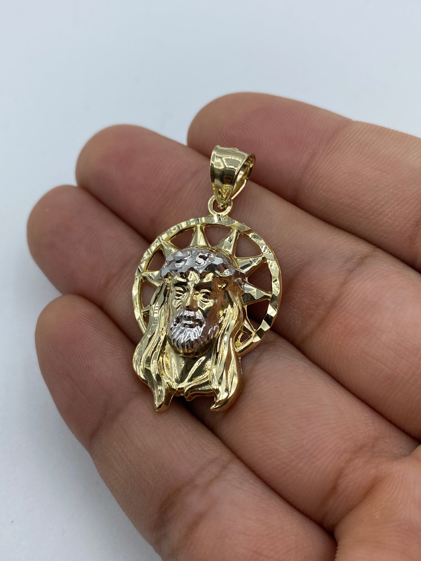 14K Jesus Head With Halo Pendant 1.5"