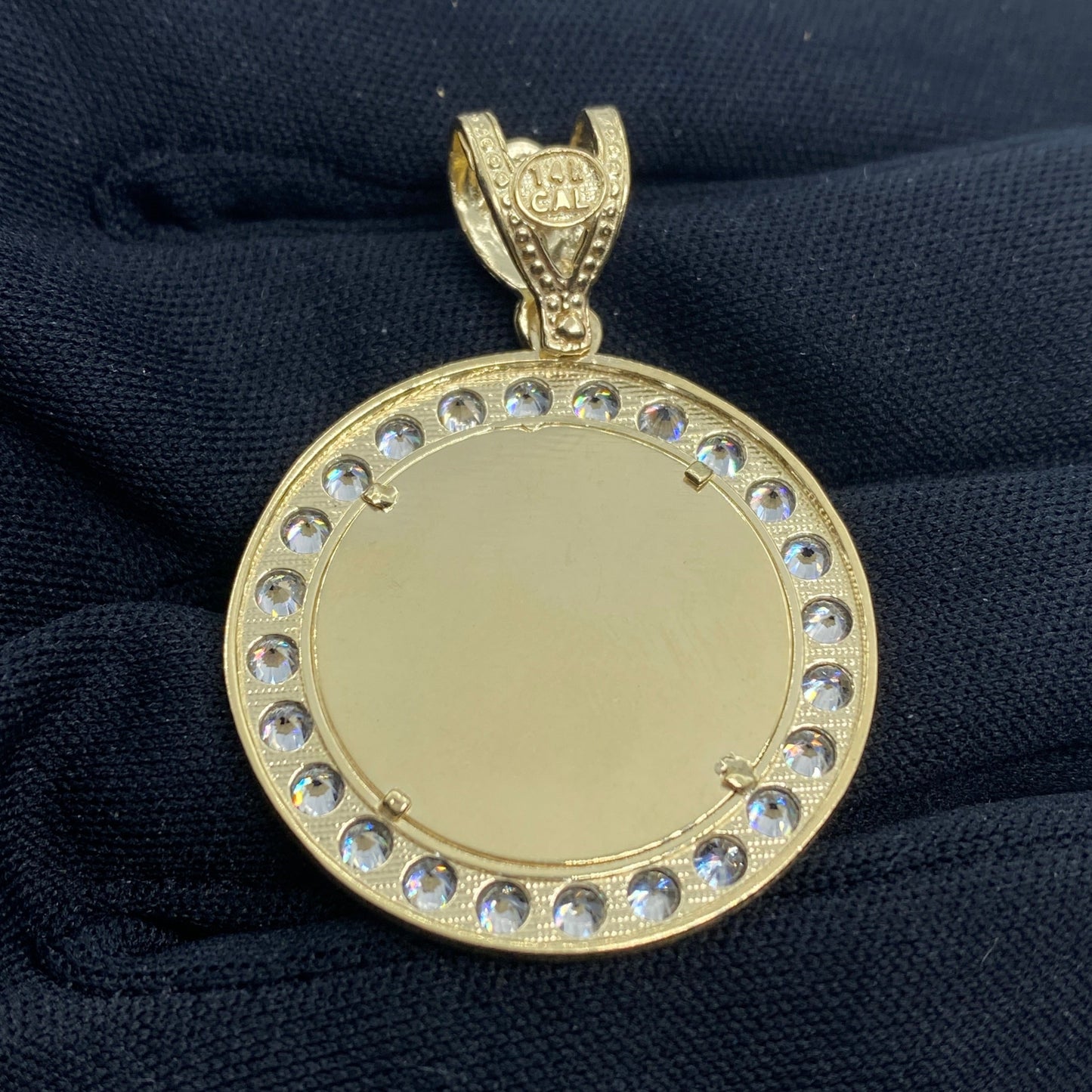 14K Circle Picture Photo Pendant