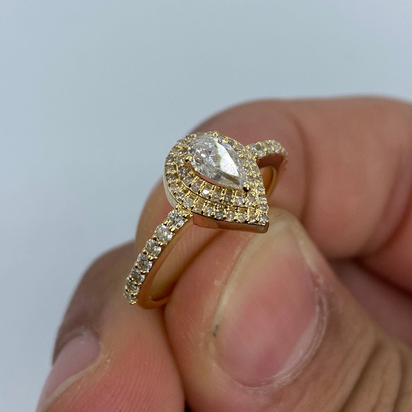 14K Pear Shape Large Center Stone Diamond Engagement Ring