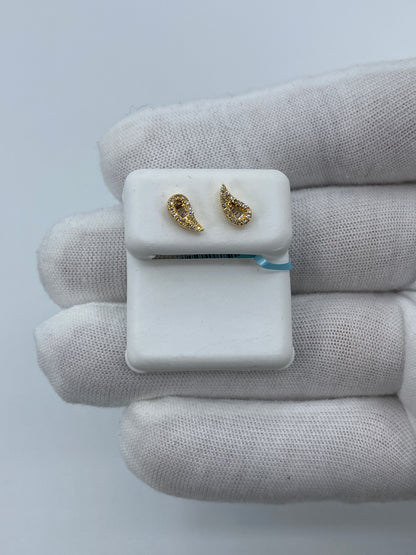 14K Small Tear Shape Diamond Baguette Earrings