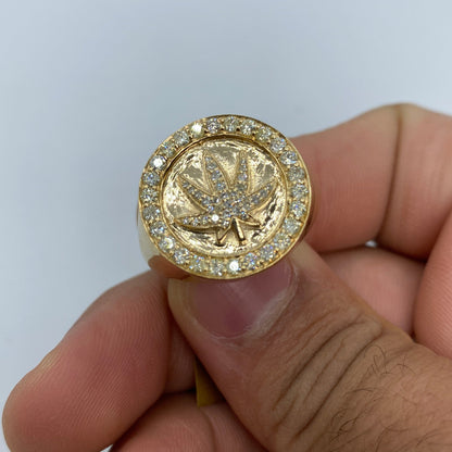 10K Marijuana Leaf Circle Crest Diamond Ring