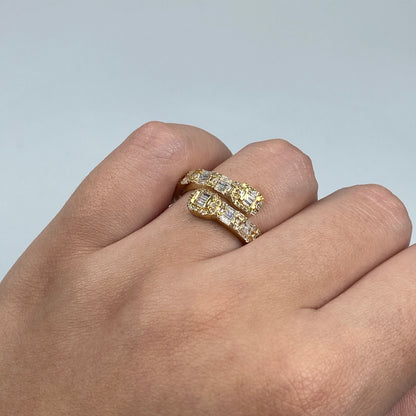 14K Regal Bangle Diamond Baguette Ring