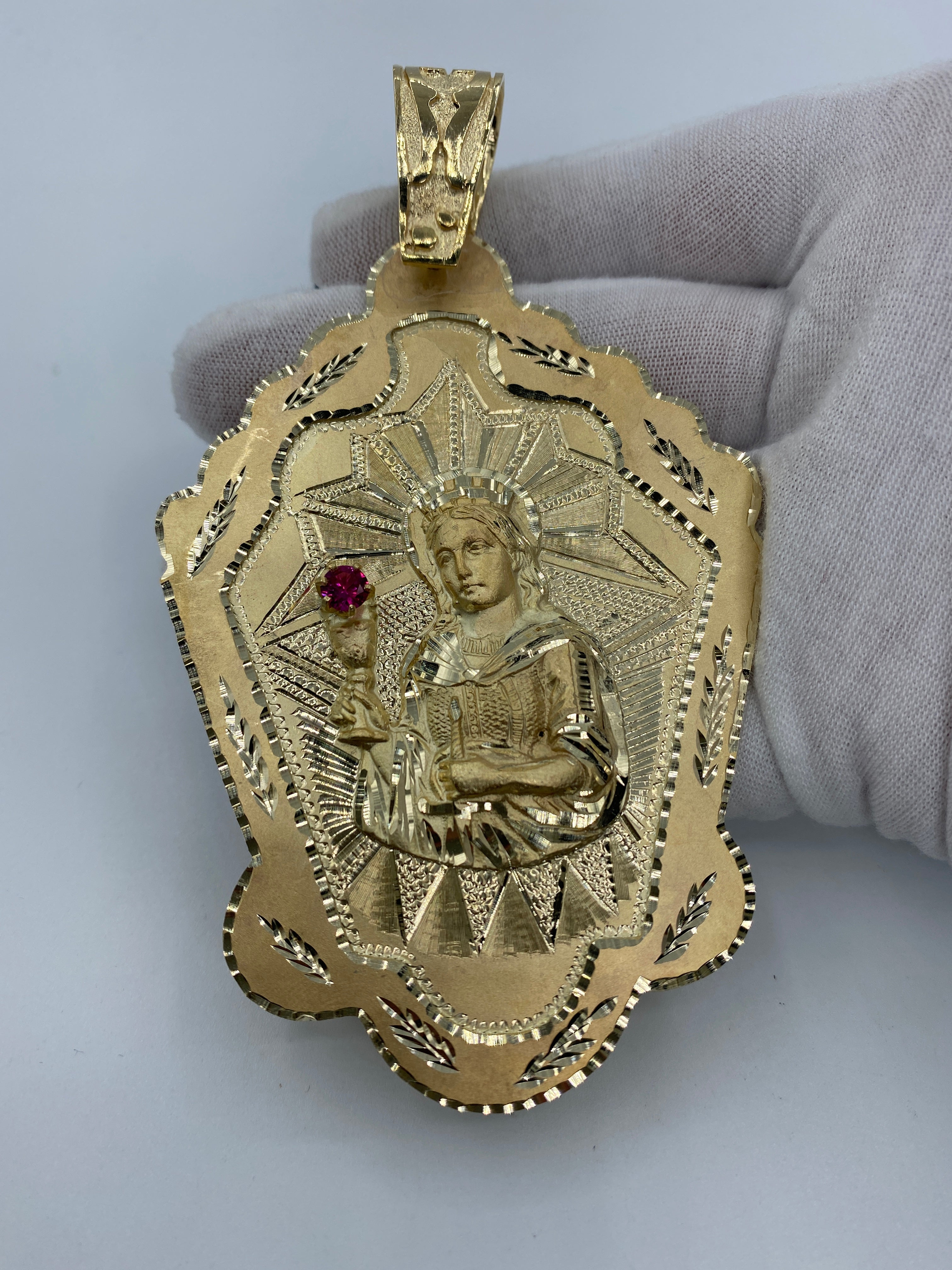 Saint barbara store pendant gold