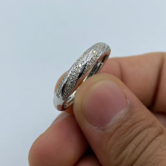 10K White Gold Diamond Spiral Wedding Band