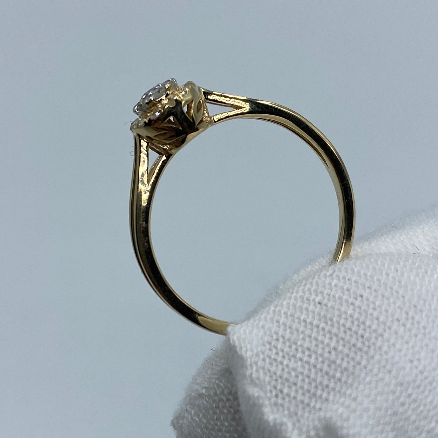 14K Yellow Gold Circle Diamond Engagement Ring
