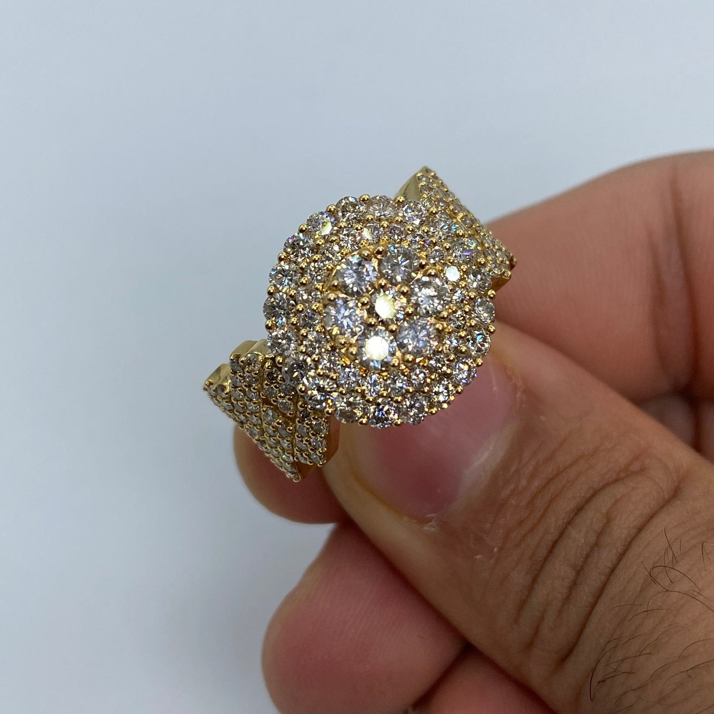14K Cuban Link Circle Flower Diamond Ring