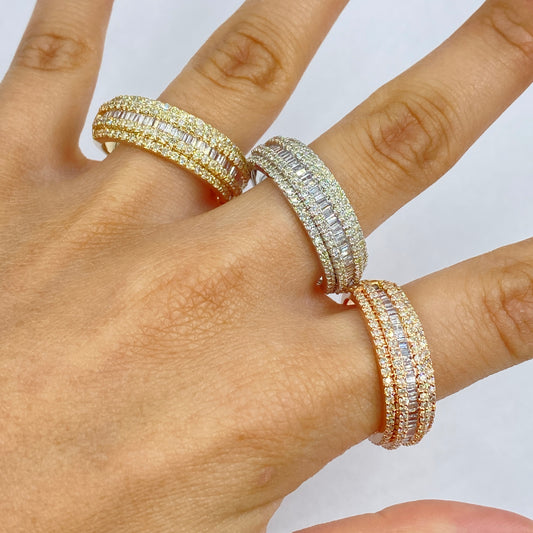 10K Succession Diamond Baguette Ring