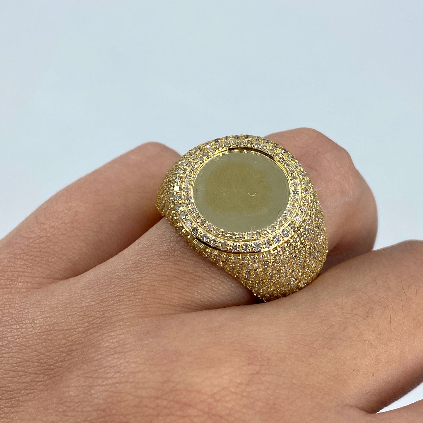 10K Luxe Circle Photo Diamond Ring