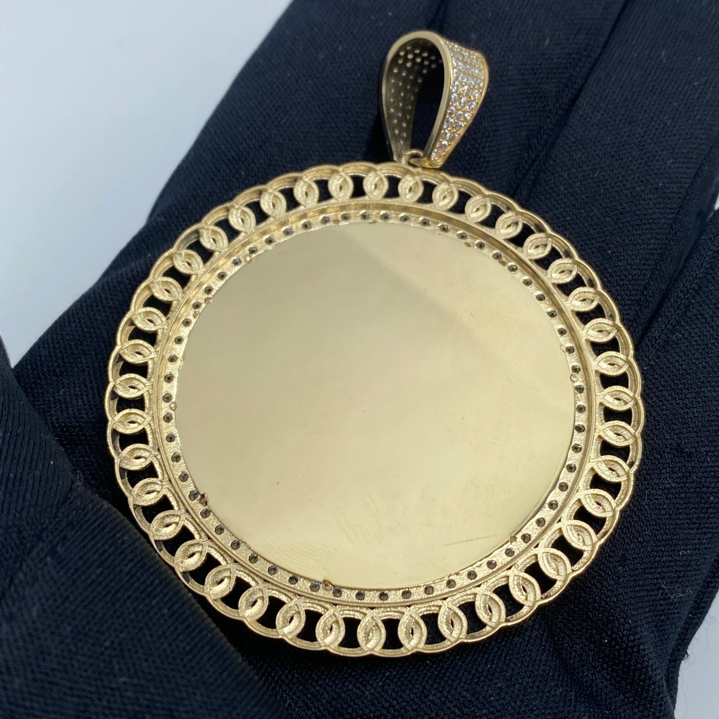 14K Cuban Round Picture Photo Pendant