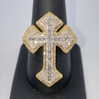 10K Bold Cross Diamond Ring