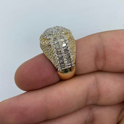 14K Circle Castle Diamond Baguette Ring