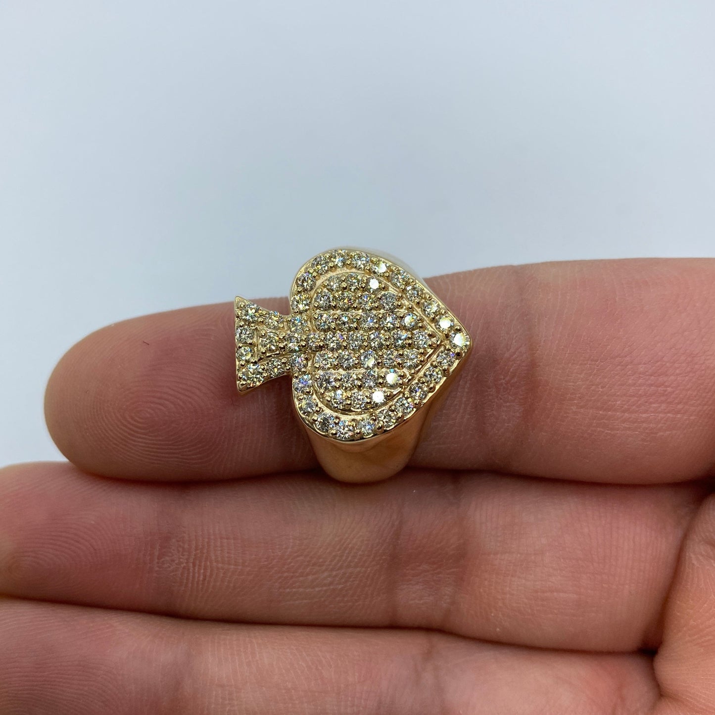 10K Lucky Spade Diamond Ring