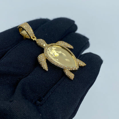 14K Sea Turtle Picture Photo Diamond Pendant