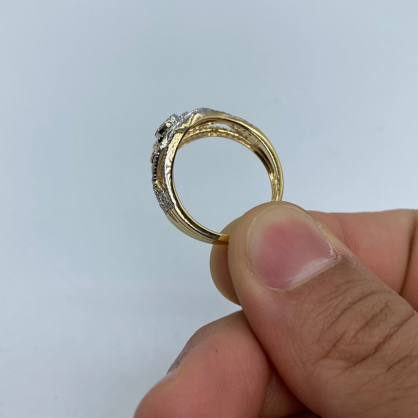 14K Love Cage Diamond Engagement Ring