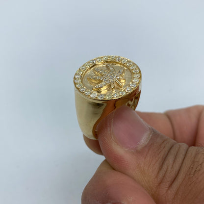 10K Marijuana Leaf Circle Crest Diamond Ring