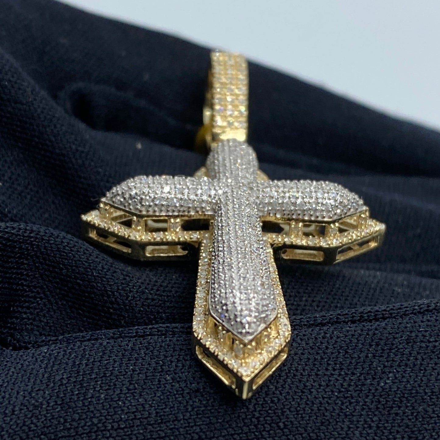 10K Angelic Cross Diamond Pendant
