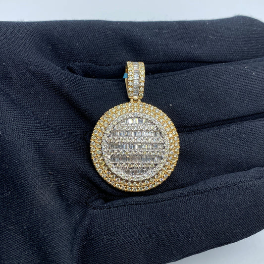 14K Circle Diamond Baguette Pendant