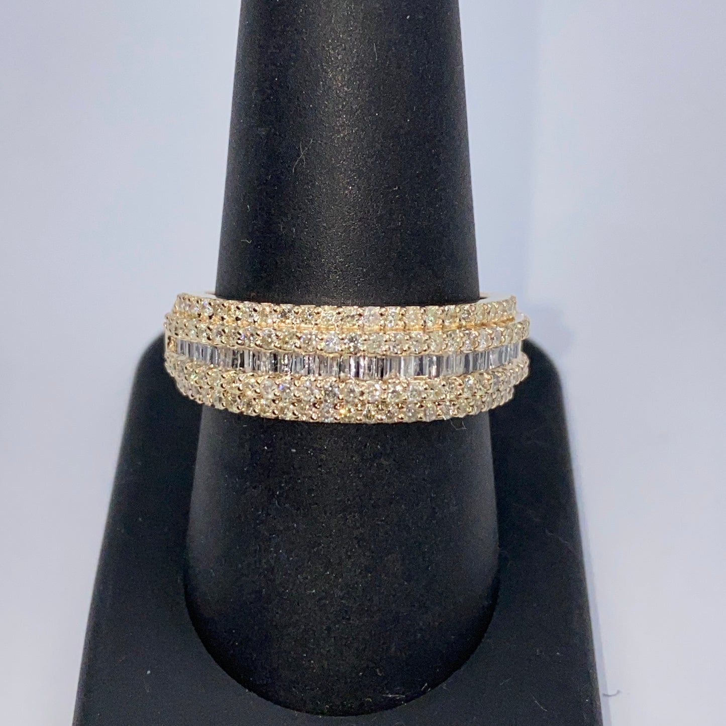 10K Succession Diamond Baguette Ring