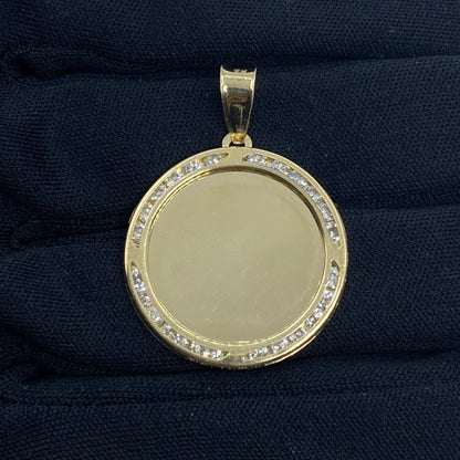 10K Circle Picture Photo Pendant