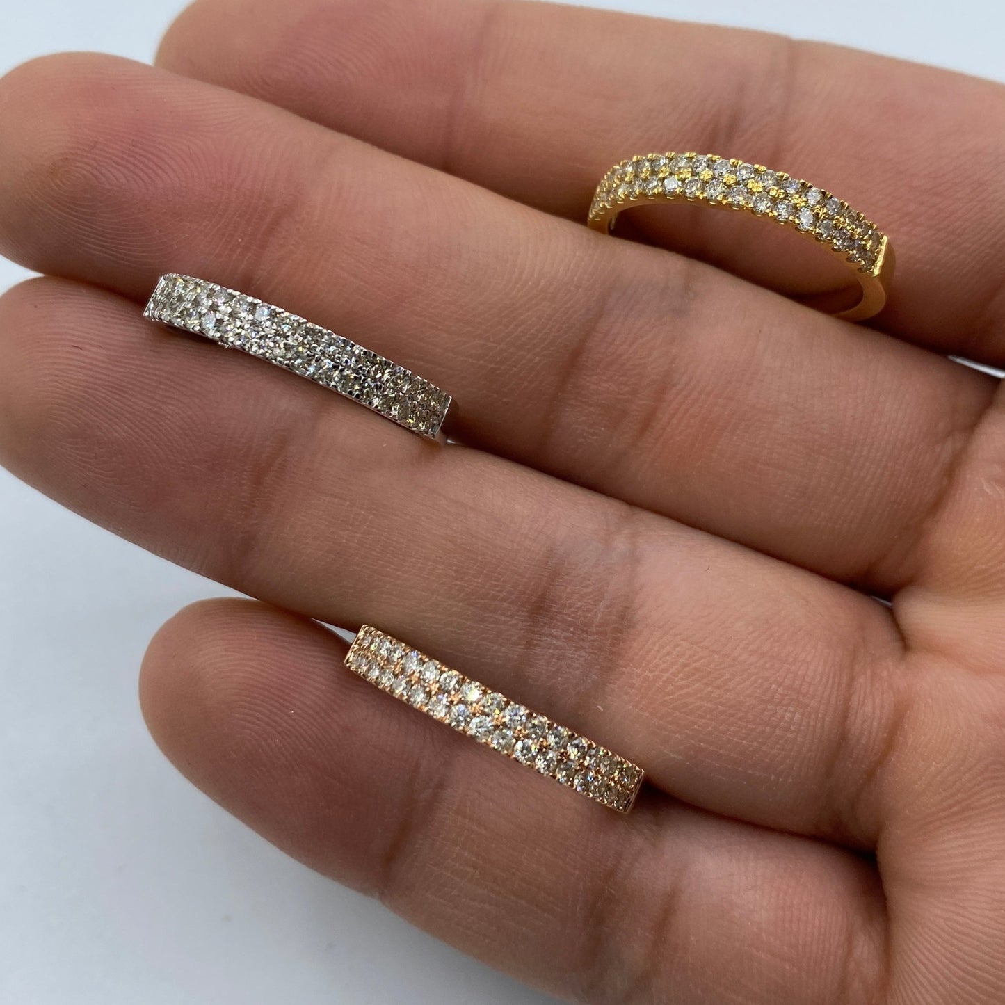 10K Double Banded Diamond Ring