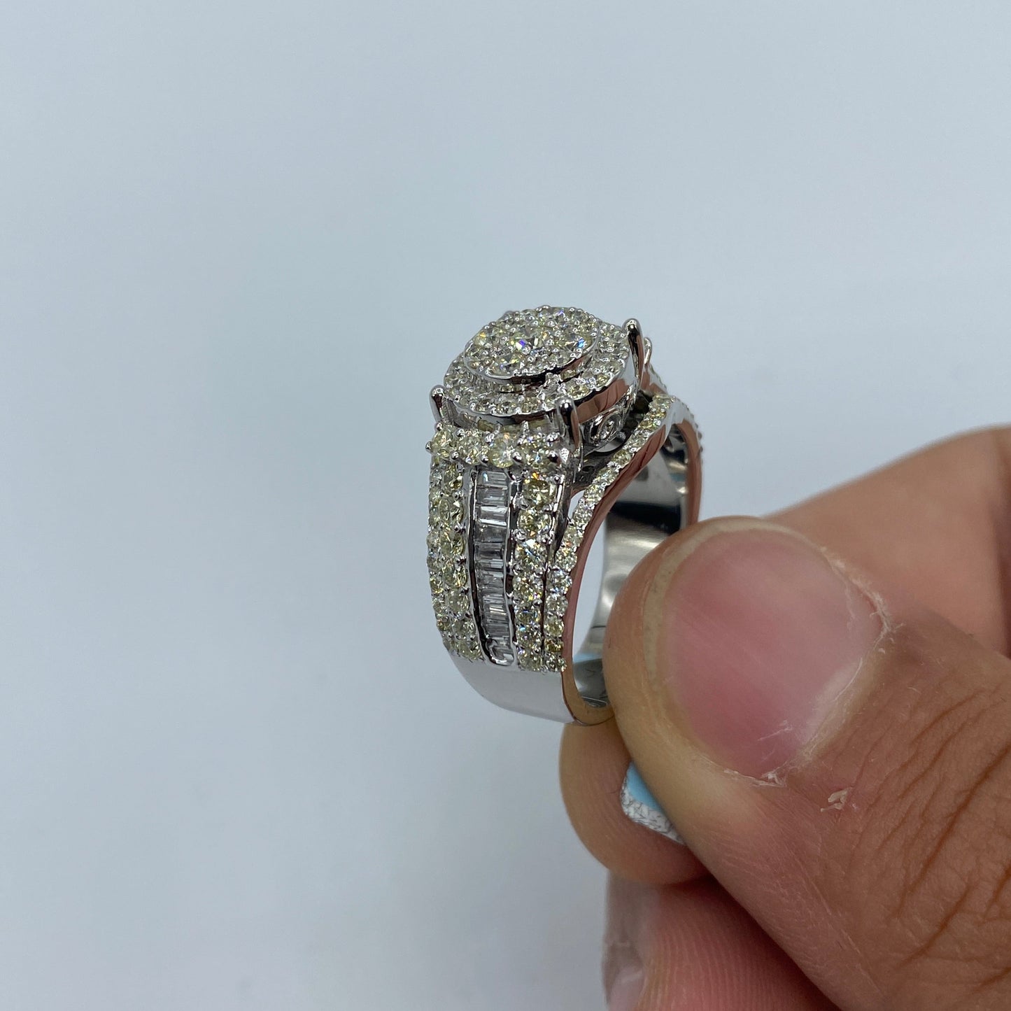 14K Circle Ring With Diamond Baguette Sides