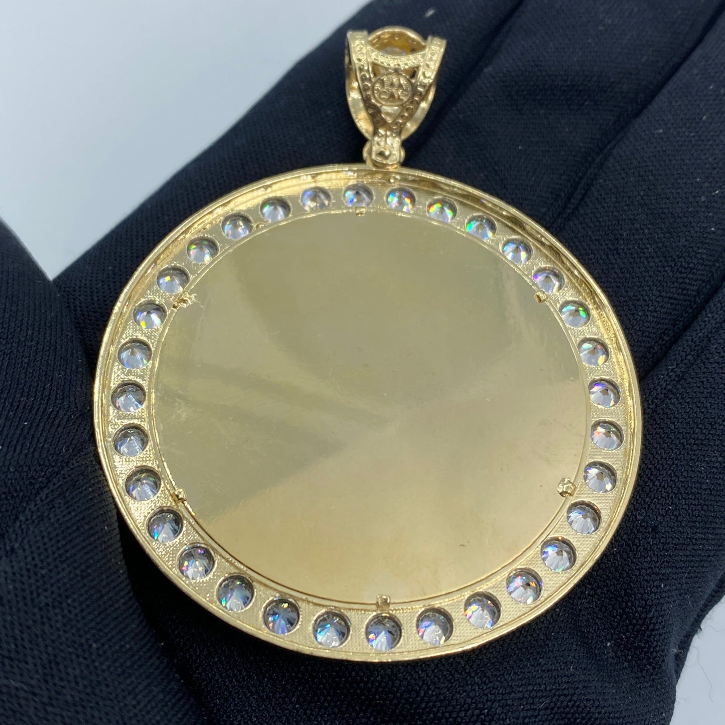 14K Circle Picture Photo Pendant